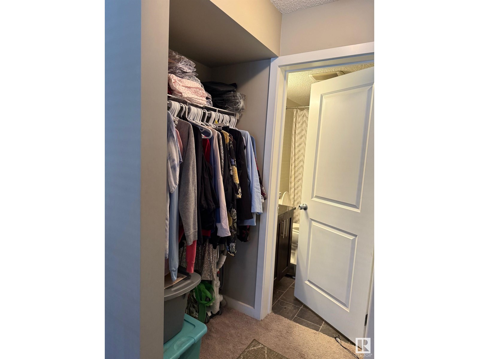 Photo 3 of 122 5816 Mullen Pl Nw, Edmonton AB