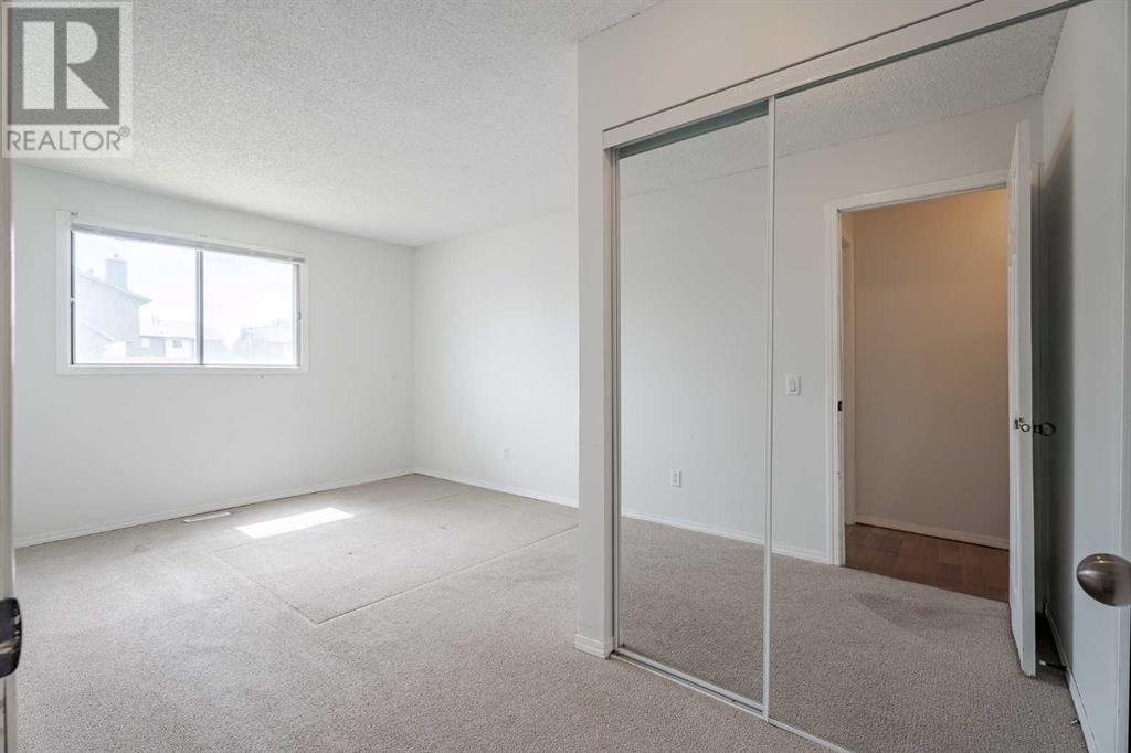 42, 2511 38 Street NE, Calgary, Alberta