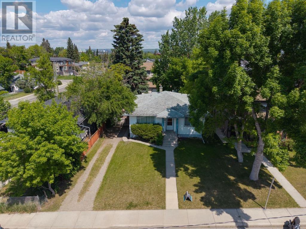 Single Family House Bungalow for Sale in   Avenue SW Richmond Calgary 