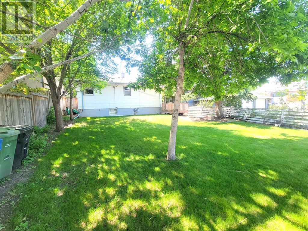 Single Family House Bungalow for Sale in   Avenue SW Richmond Calgary 