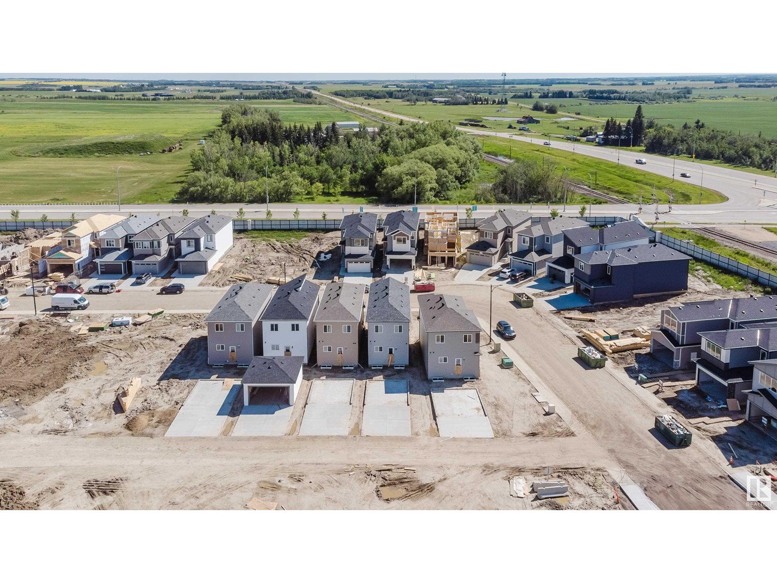 Photo 49 of 263 Munn Wy, Leduc AB