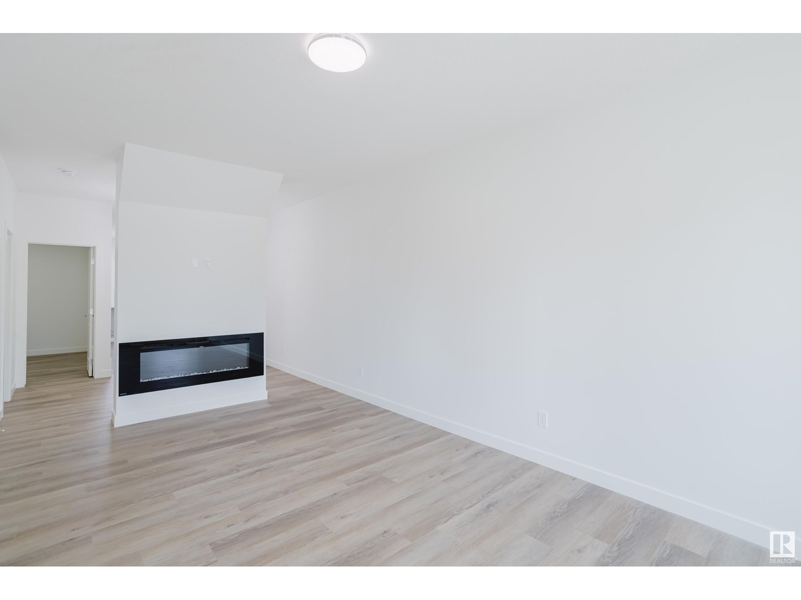 Photo 8 of 263 Munn Wy, Leduc AB