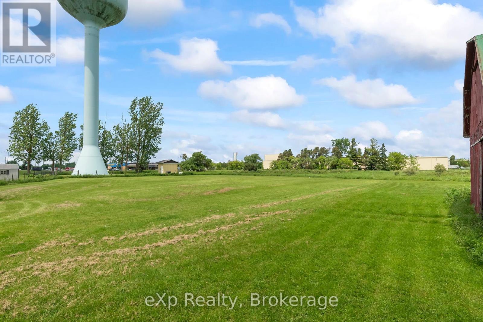 Photo 41 of 450 Smith Street, Wellington North ON