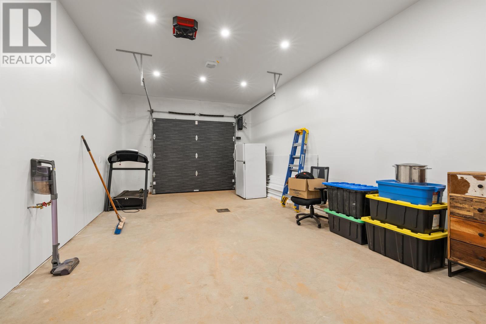 40 MEADOWLANDS ROAD - 39