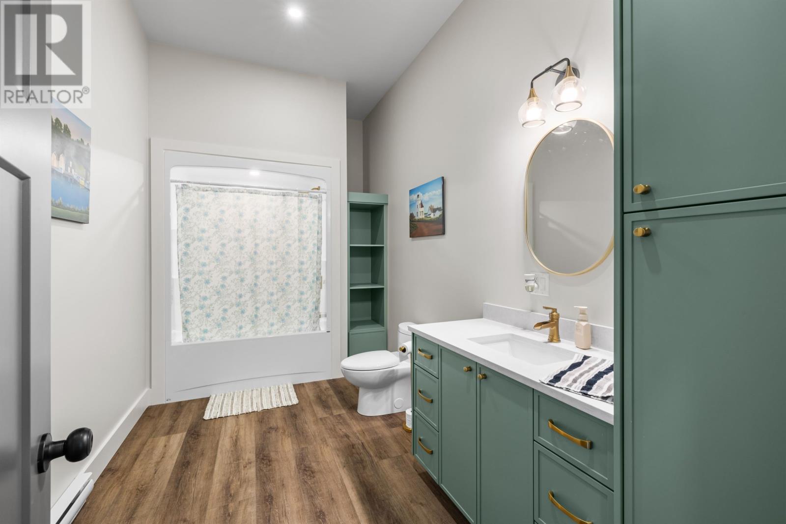 40 MEADOWLANDS ROAD - 38