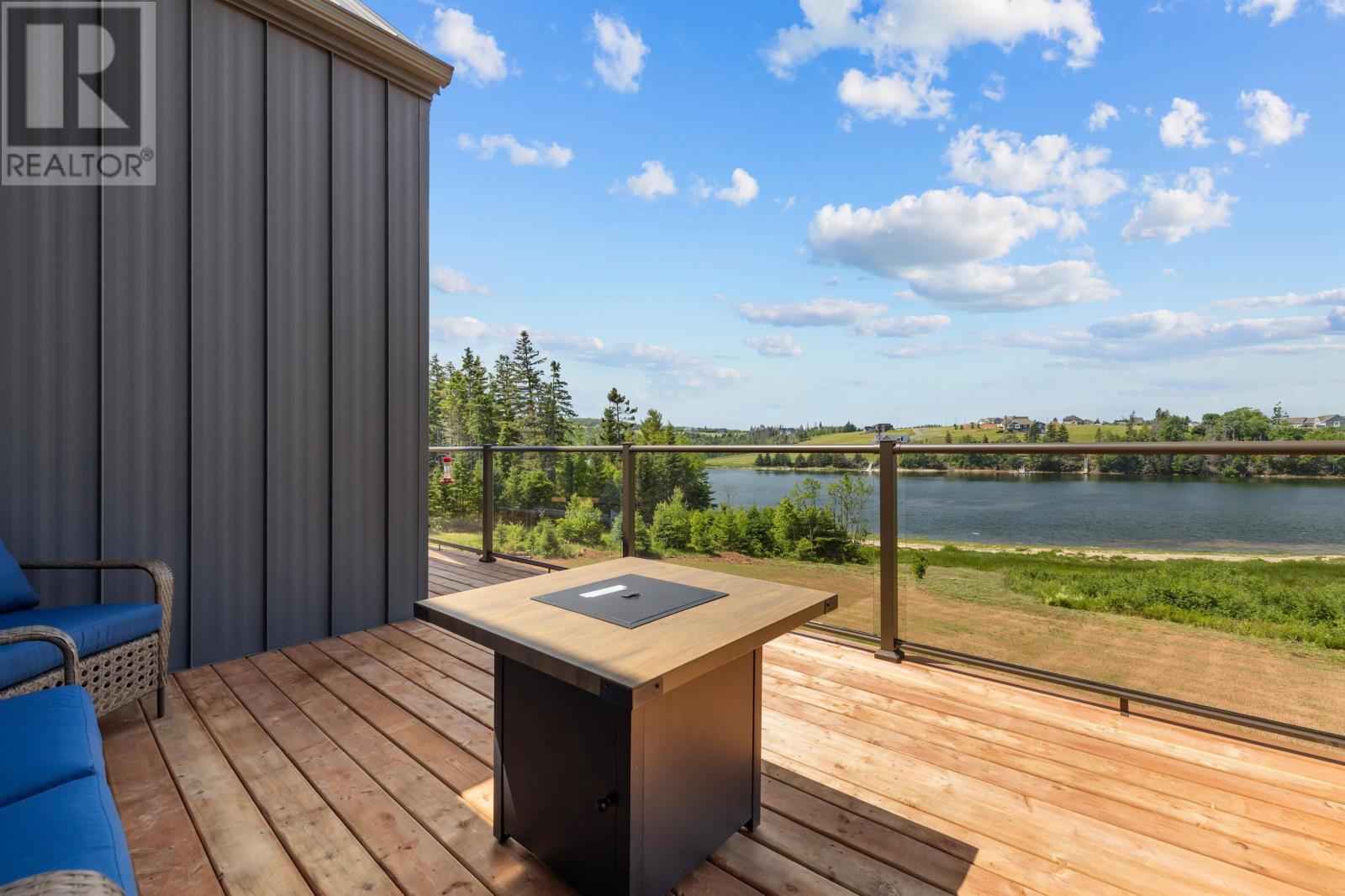 40 MEADOWLANDS ROAD - 41