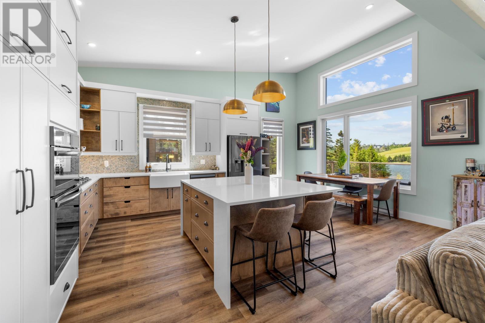 40 MEADOWLANDS ROAD - 18