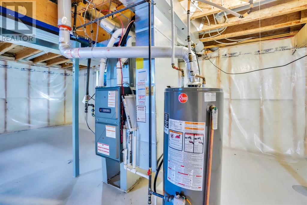 Single Family House for Sale in  Elkton Way SW Springbank Hill Calgary 