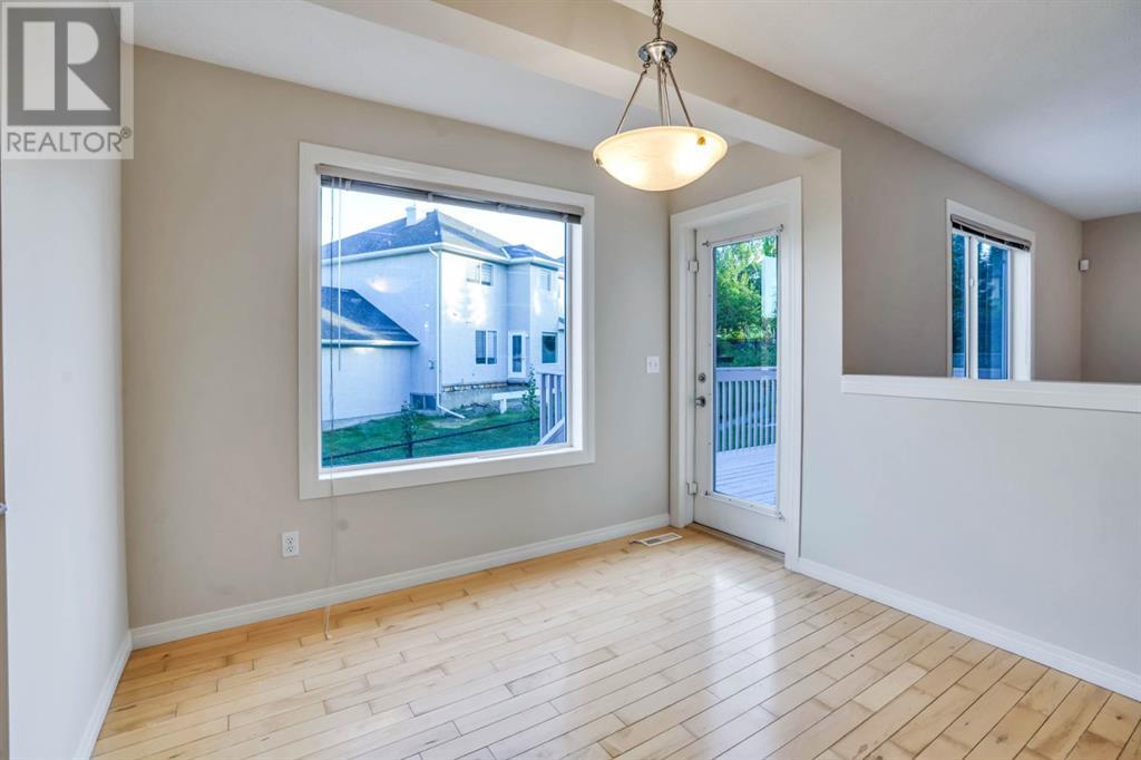 Single Family House for Sale in  Elkton Way SW Springbank Hill Calgary 
