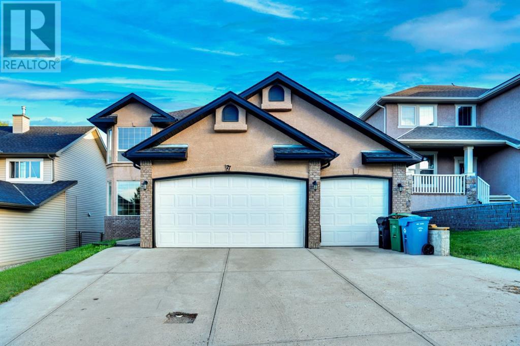 77 Elkton Way SW, Calgary, Alberta
