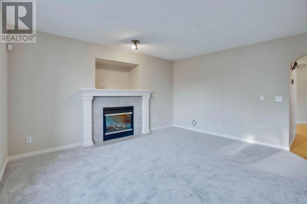 Single Family House for Sale in  Elkton Way SW Springbank Hill Calgary 