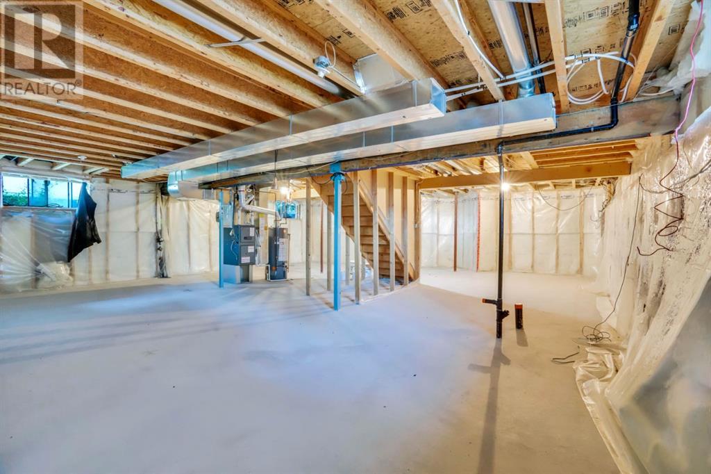Single Family House for Sale in  Elkton Way SW Springbank Hill Calgary 
