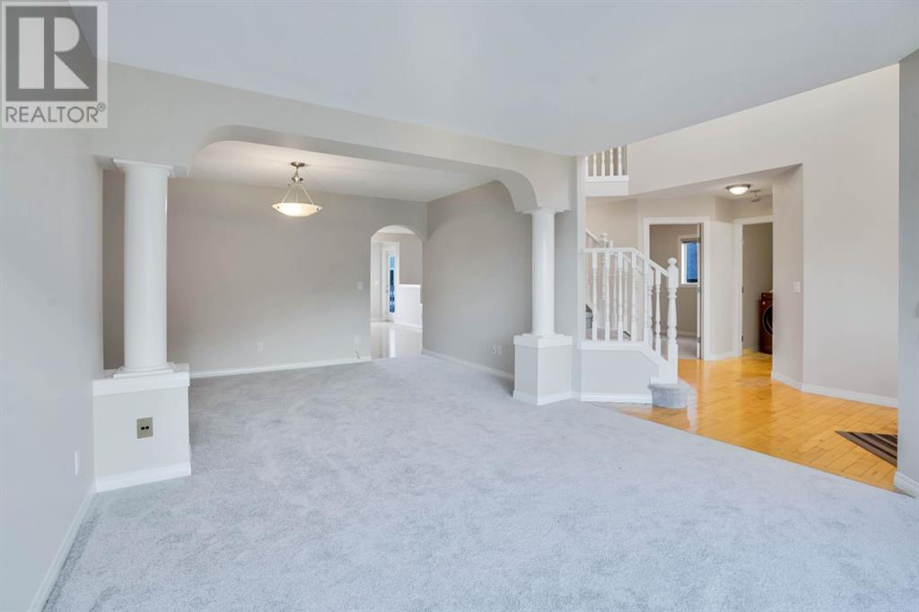 Single Family House for Sale in  Elkton Way SW Springbank Hill Calgary 