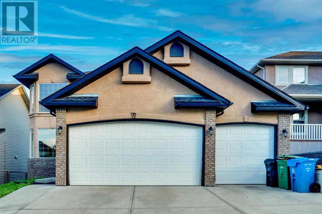 Single Family House for Sale in  Elkton Way SW Springbank Hill Calgary 