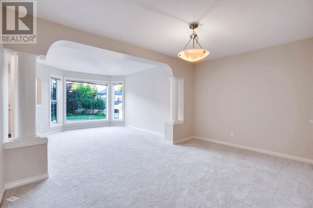 Single Family House for Sale in  Elkton Way SW Springbank Hill Calgary 