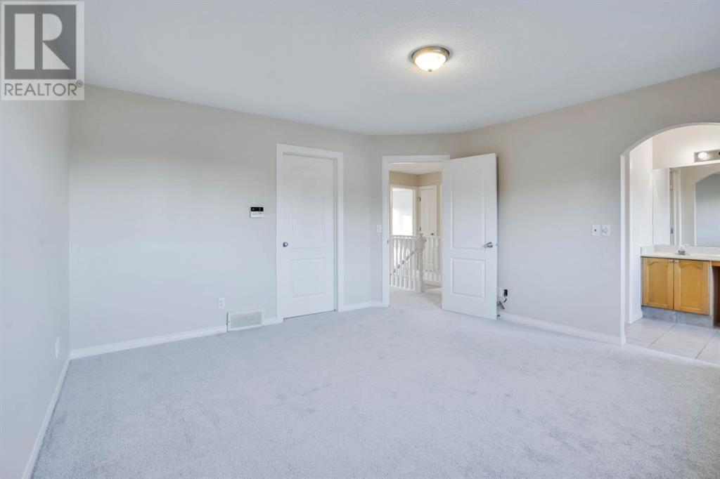 Single Family House for Sale in  Elkton Way SW Springbank Hill Calgary 