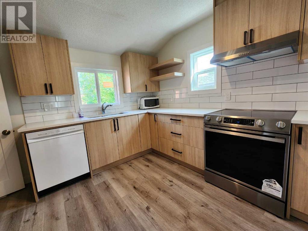 Single Family House for Sale in   Avenue SE Ramsay Calgary 