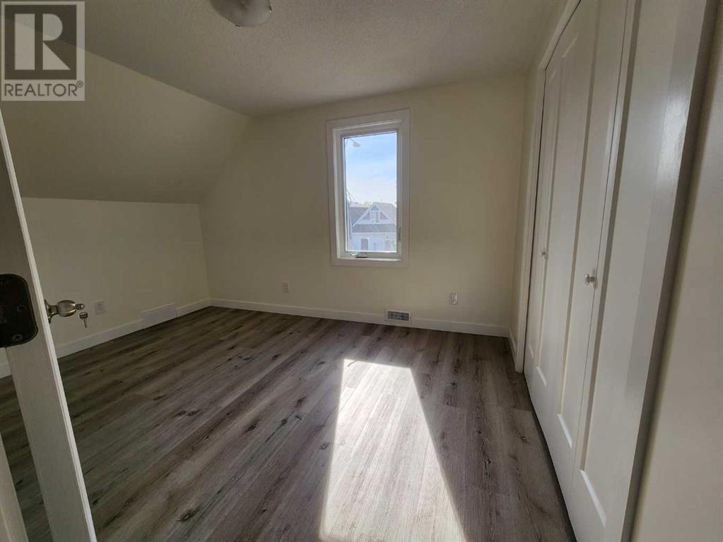 Single Family House for Sale in   Avenue SE Ramsay Calgary 