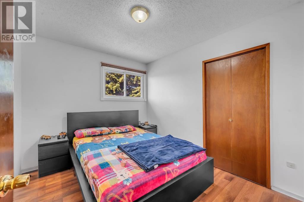 Single Family House 4 Level for Sale in  Whiteram Close NE Whitehorn Calgary 
