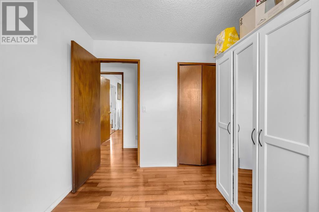 Single Family House 4 Level for Sale in  Whiteram Close NE Whitehorn Calgary 