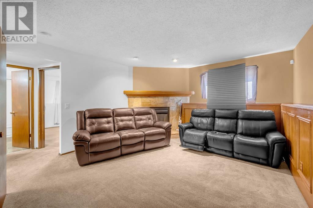Single Family House 4 Level for Sale in  Whiteram Close NE Whitehorn Calgary 