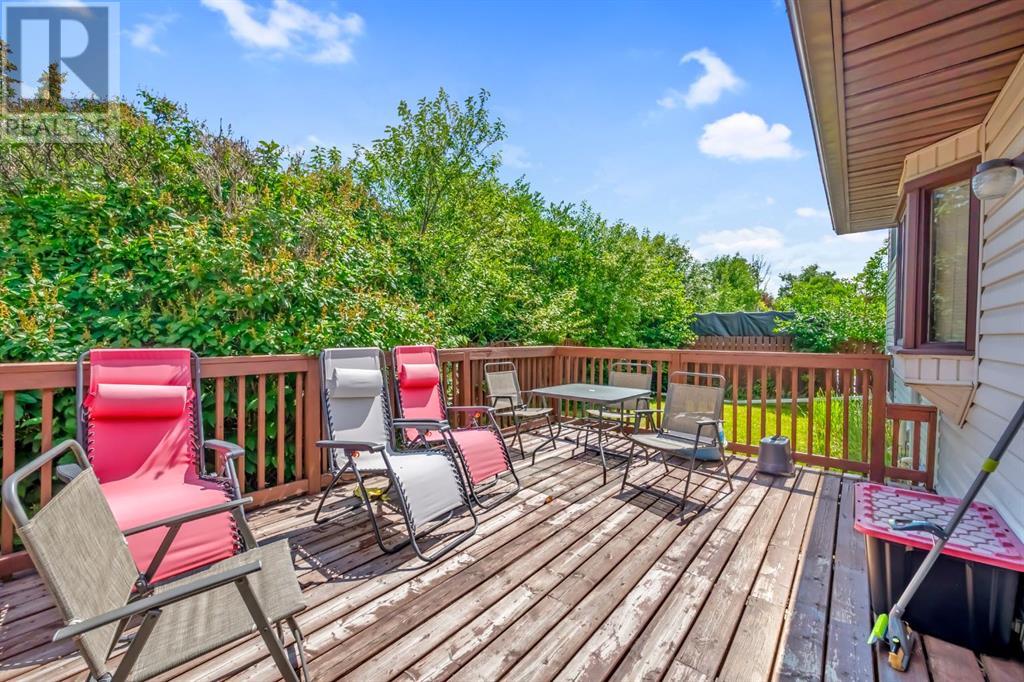 Single Family House 4 Level for Sale in  Whiteram Close NE Whitehorn Calgary 