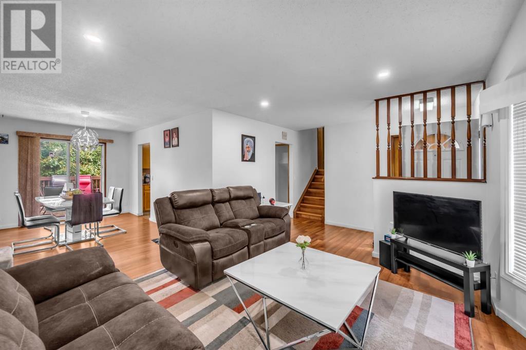 Single Family House 4 Level for Sale in  Whiteram Close NE Whitehorn Calgary 