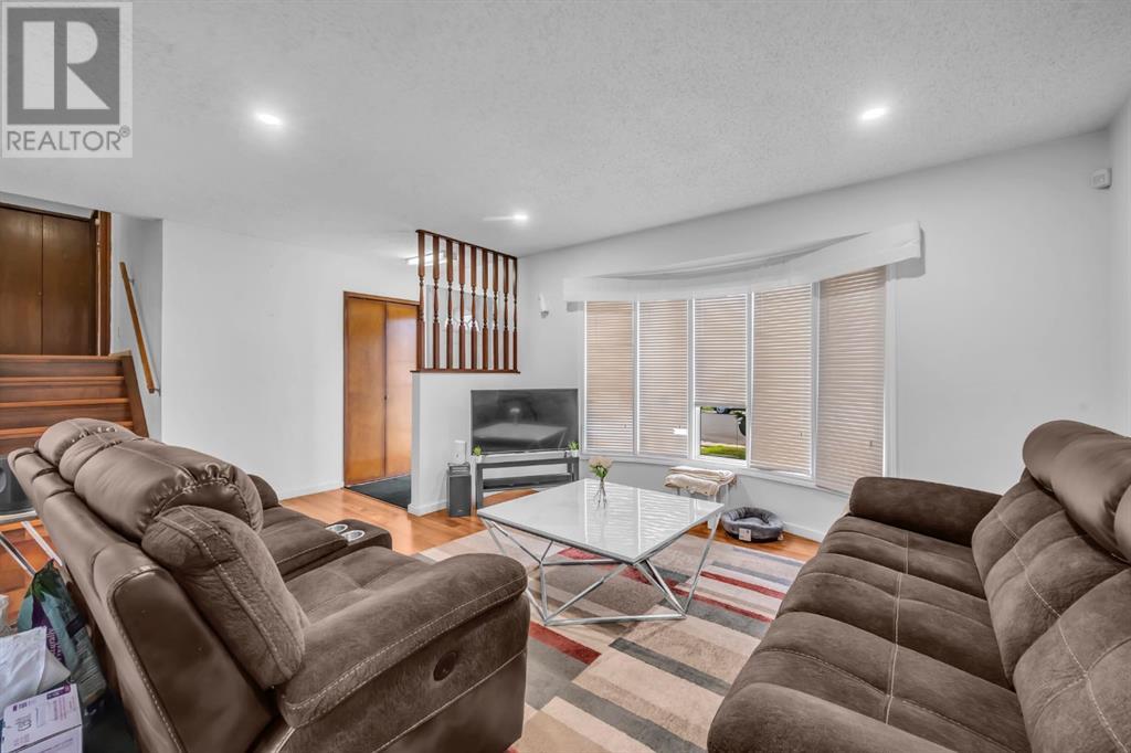 Single Family House 4 Level for Sale in  Whiteram Close NE Whitehorn Calgary 