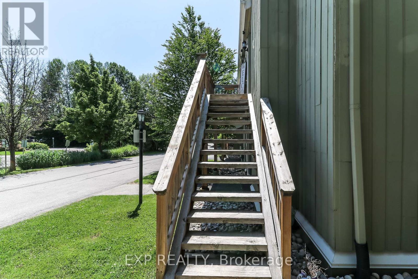 Photo 12 of 3 15 Dawson Drive, Collingwood ON