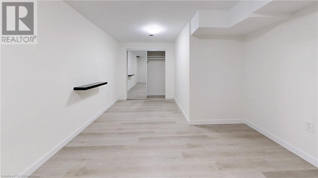 Photo 21 of 1335 Guelph Road Unit 10, Burlington ON