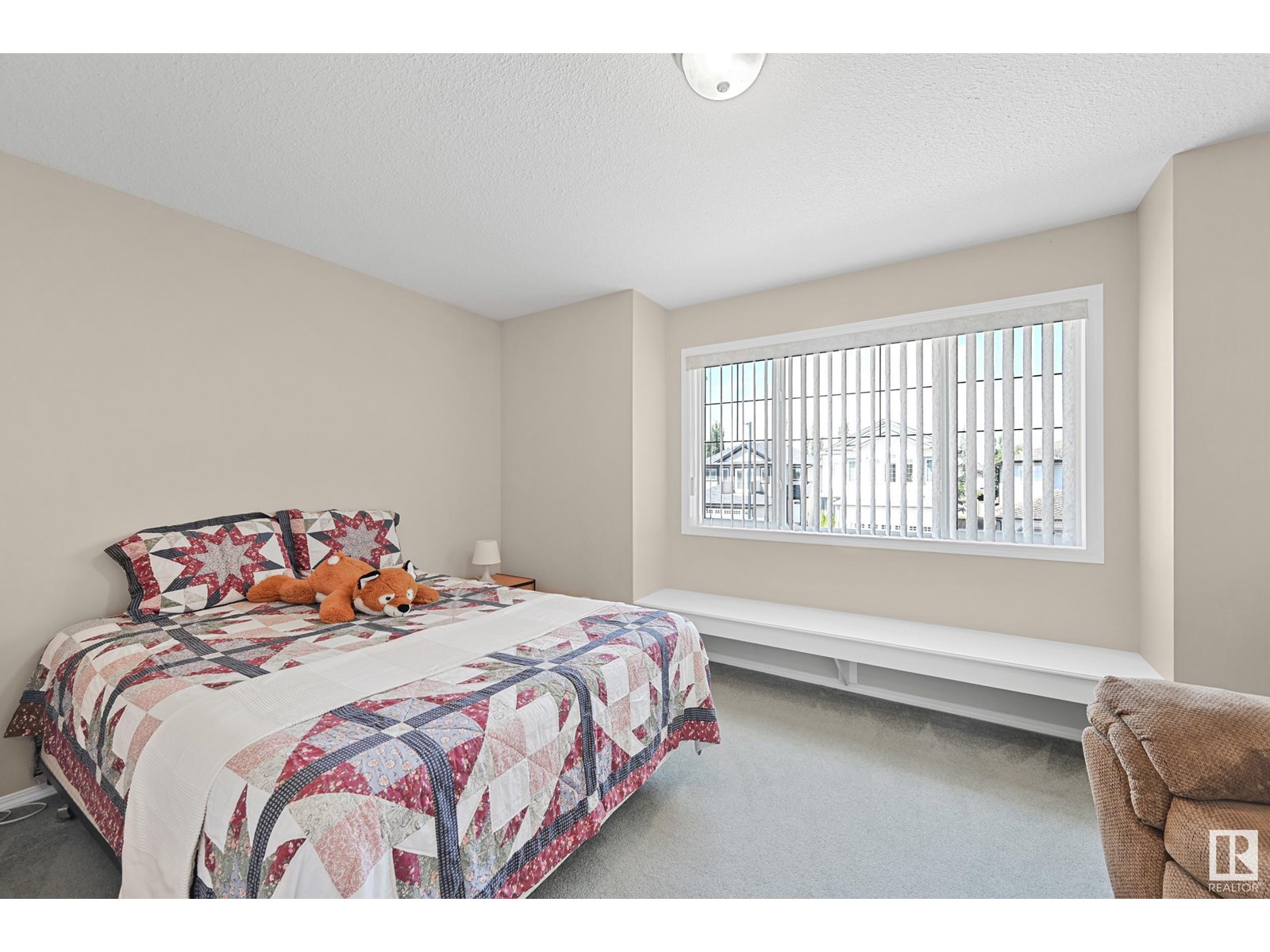Photo 16 of 3371 25 Av Nw, Edmonton AB