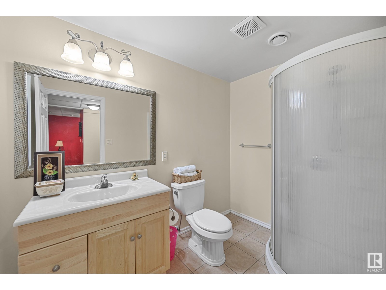Photo 26 of 3371 25 Av Nw, Edmonton AB