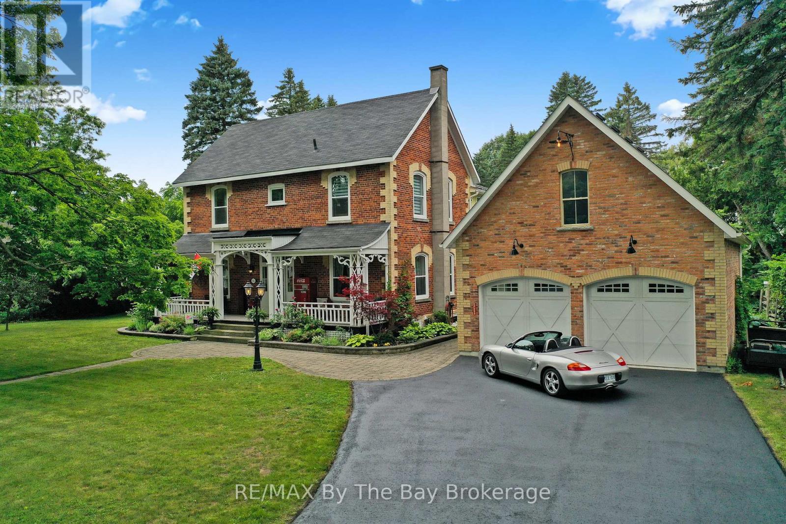 Photo 1 of 214 Elm Street, Clearview ON