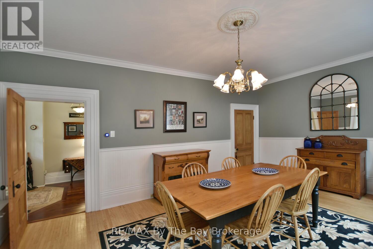 Photo 14 of 214 Elm Street, Clearview ON