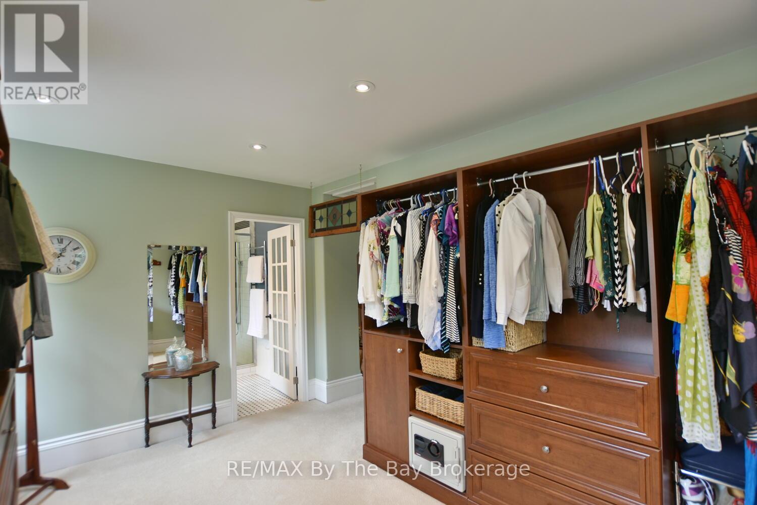 Photo 27 of 214 Elm Street, Clearview ON