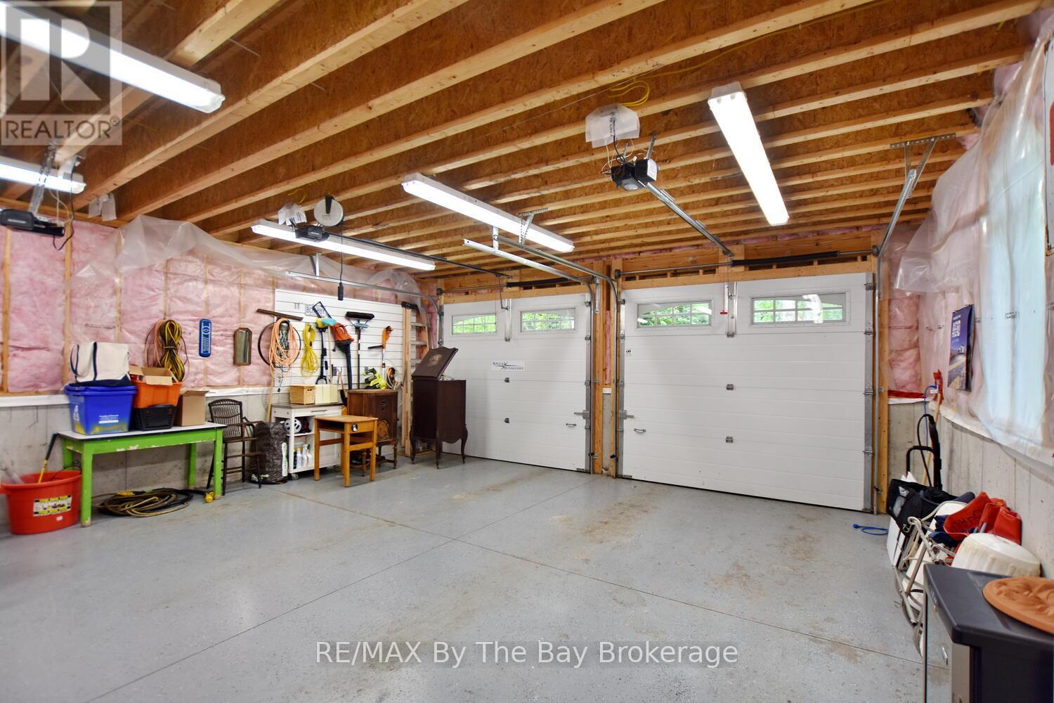 Photo 48 of 214 Elm Street, Clearview ON