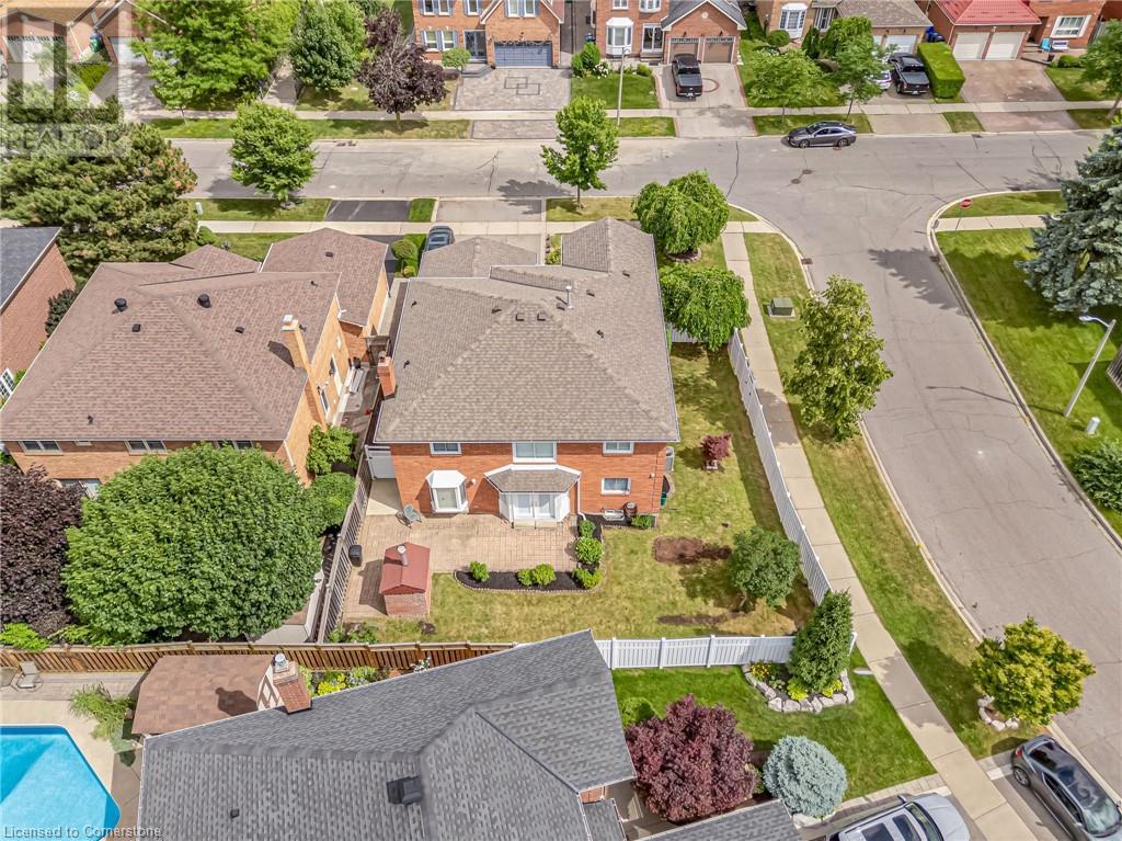 Photo 5 of 51 Corkett Drive, Brampton ON