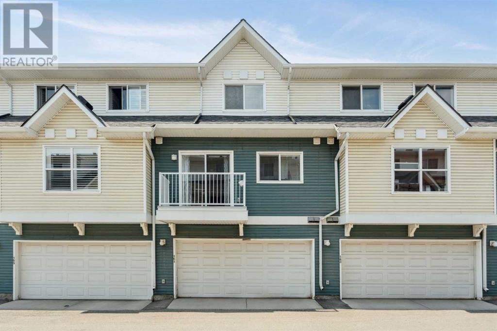Single Family House for Sale in  Mckenzie Towne Gate SE McKenzie Towne Calgary 