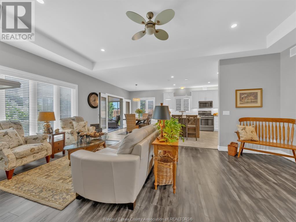 Photo 11 of 797 Heritage Road, Kingsville ON