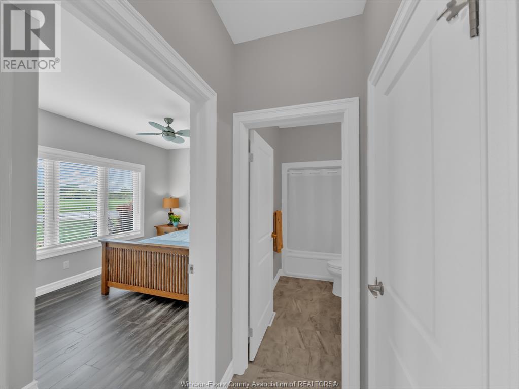 Photo 4 of 797 Heritage Road, Kingsville ON
