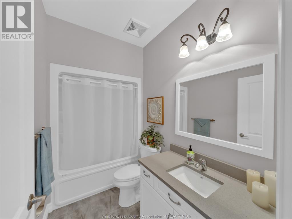 Photo 5 of 797 Heritage Road, Kingsville ON
