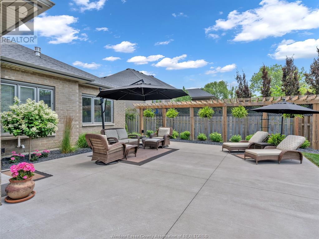 Photo 36 of 797 Heritage Road, Kingsville ON