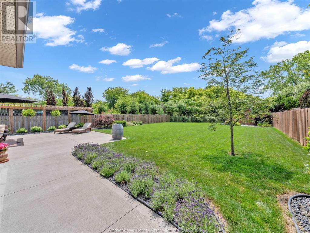Photo 39 of 797 Heritage Road, Kingsville ON