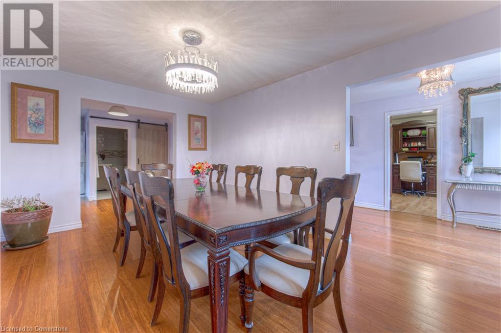 Photo 25 of 310 Cavendish Drive, Ancaster ON