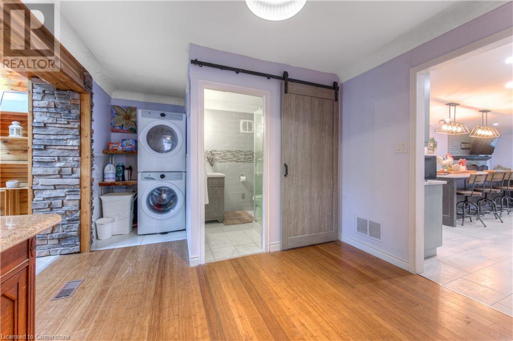 Photo 26 of 310 Cavendish Drive, Ancaster ON