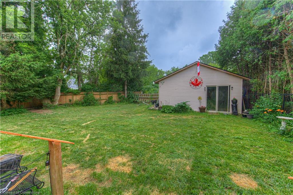 Photo 10 of 310 Cavendish Drive, Ancaster ON