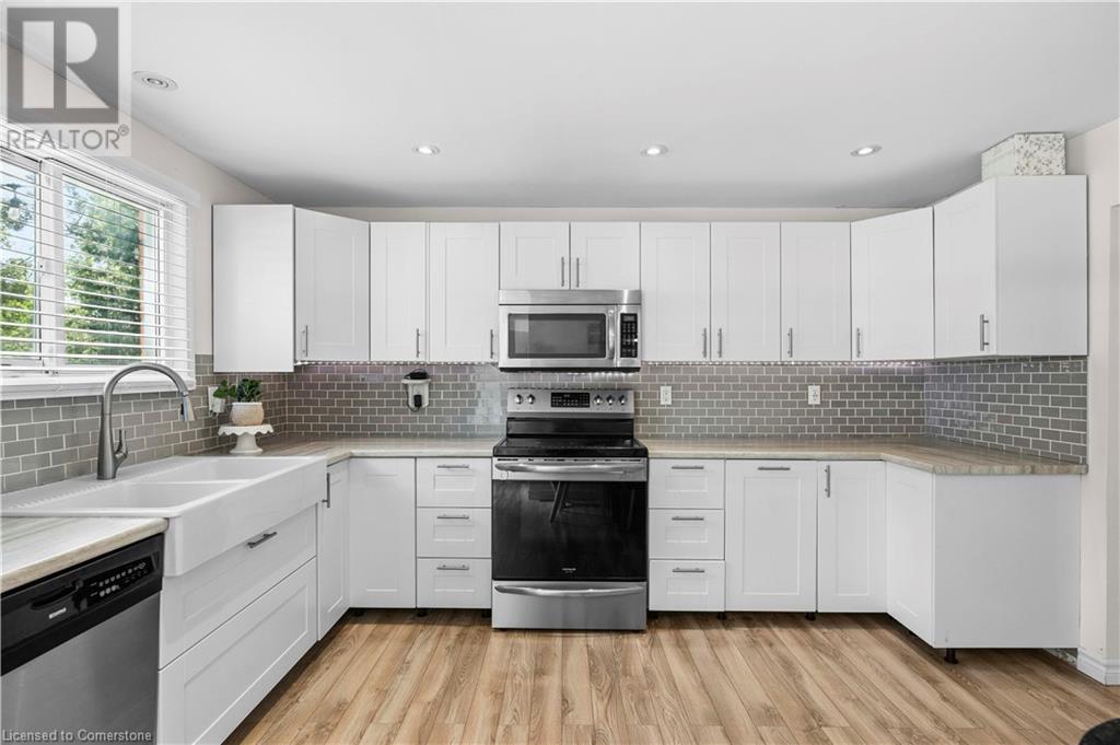 Photo 18 of 55 East 22nd Street, Hamilton ON