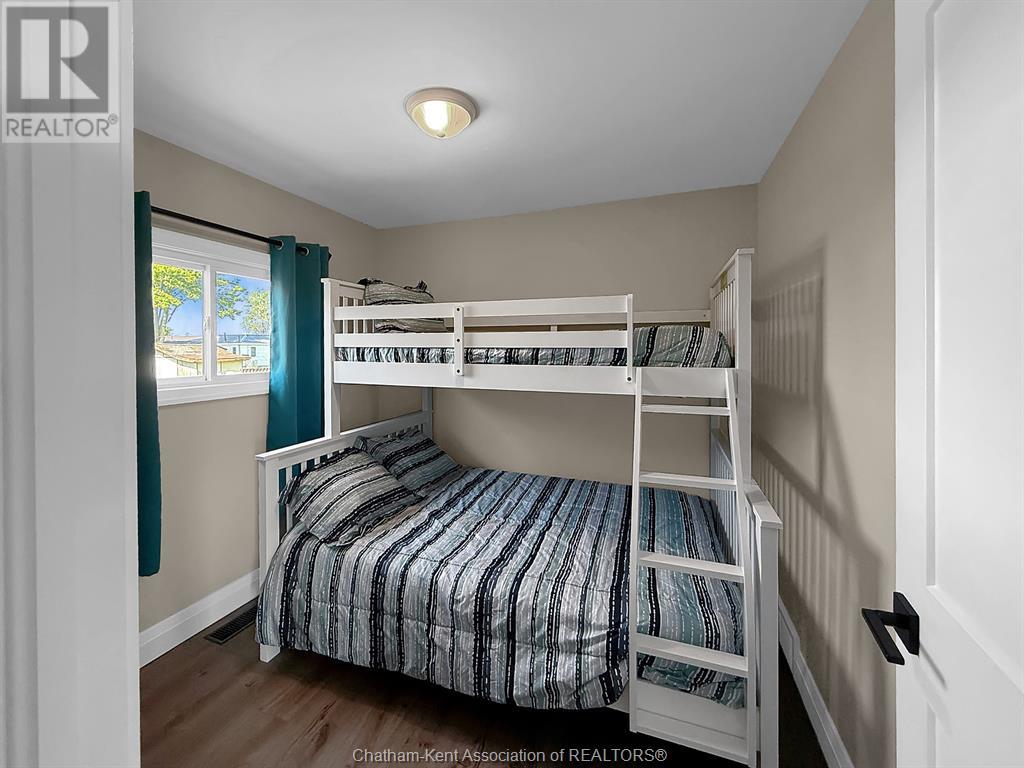 Photo 18 of 86 Bayview Drive, Shrewsbury ON