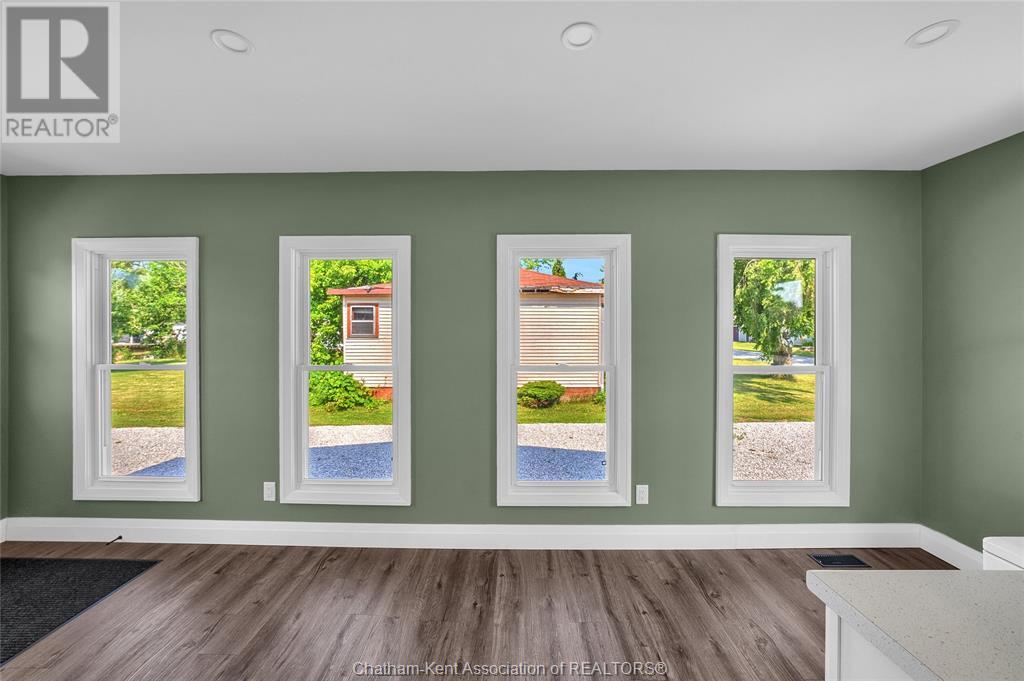 Photo 25 of 86 Bayview Drive, Shrewsbury ON