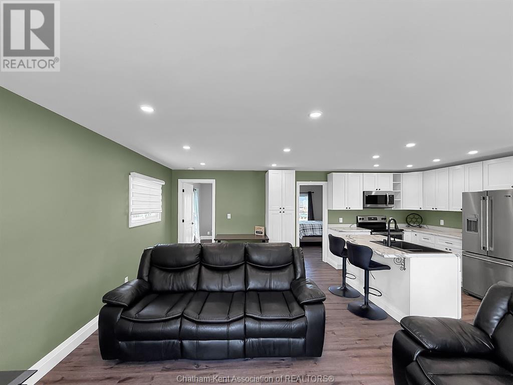 Photo 9 of 86 Bayview Drive, Shrewsbury ON